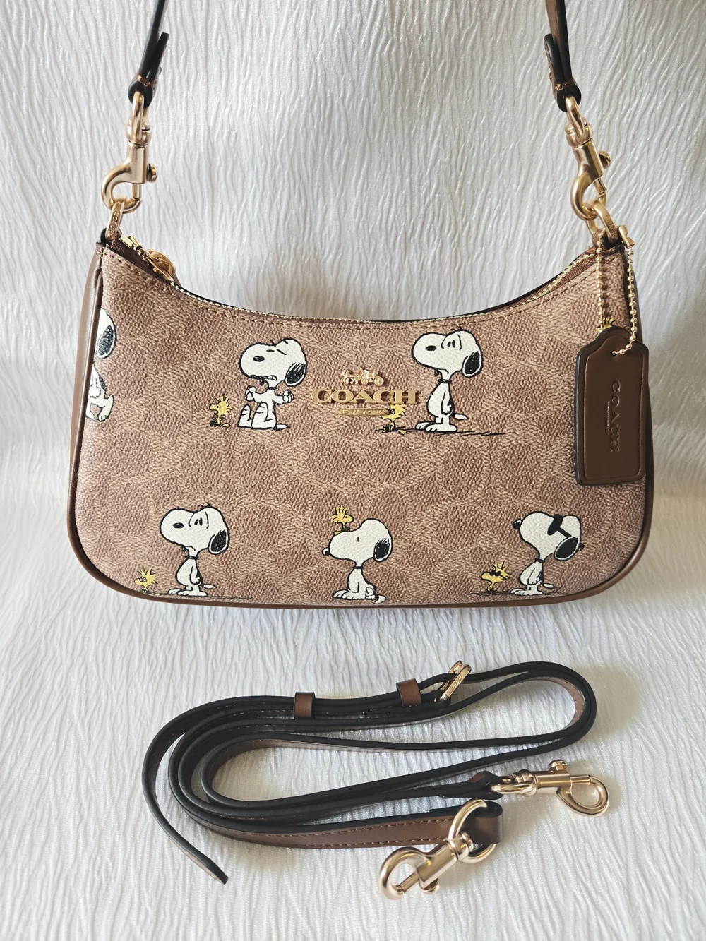 Coach Snoopy Signature Teri Handbag Shoulder Bag Purse